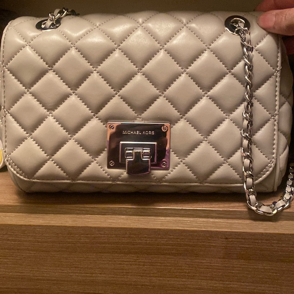 Micheal Kors Shoulder Bag
